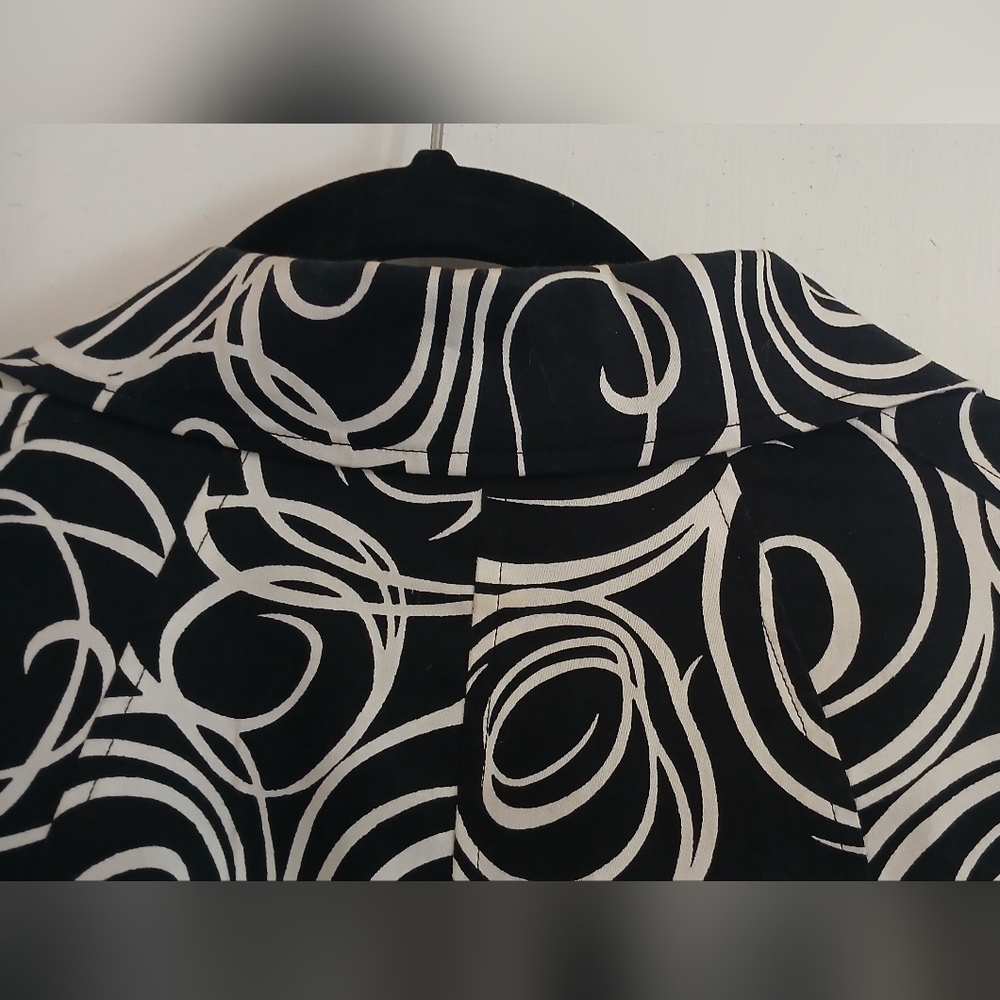 Multiples Geometric Black and White Swirl Blazer Extra Large - Picture 11 of 13